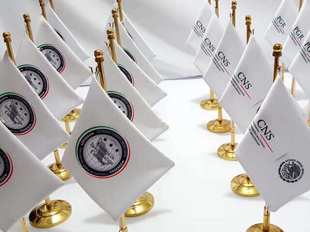 Banderas Corporativas Interior